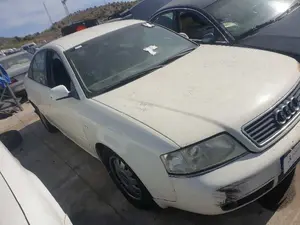 AUDI A6 AVANT (4B5) foto 4