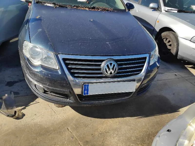 VOLKSWAGEN PASSAT BERLINA (3C2)