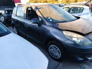 RENAULT SCENIC III (JZ) foto 4