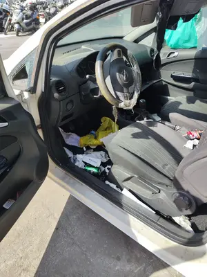 OPEL CORSA D foto 6