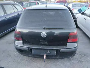 VOLKSWAGEN GOLF IV BERLINA (1J1)(10.1997) foto 7