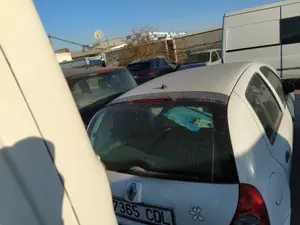 RENAULT CLIO II FASE II (B/CB0) foto 4