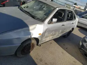SEAT CORDOBA BERLINA (6K2) foto 3