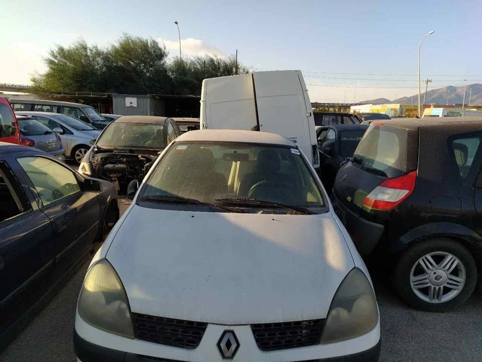 RENAULT CLIO II FASE II (B/CB0)