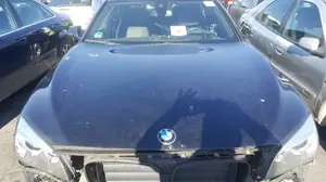 BMW SERIE 7 (F01/F02) foto 16