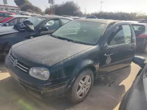VOLKSWAGEN GOLF IV BERLINA (1J1)(10.1997) foto 2