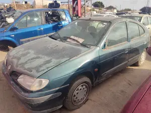 RENAULT MEGANE I BERL./ BERL. CON PORTÓN (BA0) foto 4