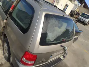 KIA CARNIVAL II (FL) foto 3