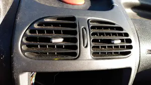 PEUGEOT 206 foto 5