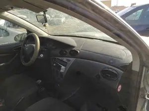 FORD FOCUS BERLINA (CAK) foto 3