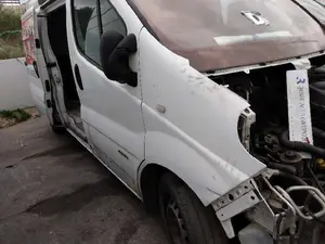 NISSAN PRIMASTAR (X83) foto 5