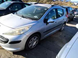 PEUGEOT 207 foto 6