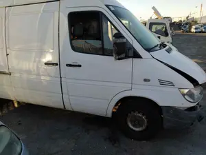 MERCEDES-BENZ SPRINTER FURGÓN foto 6
