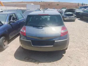 RENAULT MEGANE II BERLINA 5P foto 4