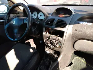PEUGEOT 206 CC CABRIO-COUPÉ foto 4