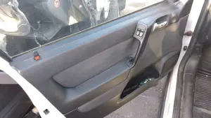 OPEL ASTRA G BERLINA foto 15