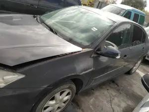RENAULT LAGUNA III BERLINA foto 3