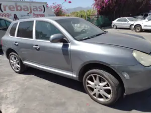 PORSCHE CAYENNE (TIPO 9PA) foto 2