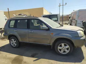 NISSAN X-TRAIL (T30) foto 4