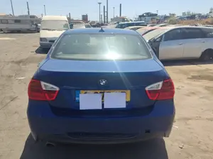 BMW SERIE 3 BERLINA (E90) foto 5