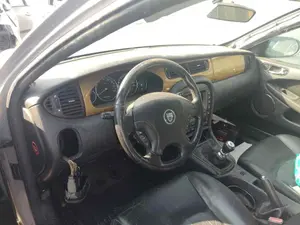 JAGUAR X-TYPE foto 6