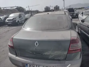 RENAULT MEGANE II CLASSIC BERLINA foto 5
