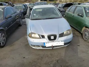 SEAT IBIZA (6L1) foto 1