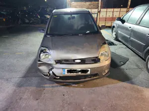 FORD FIESTA (CBK) foto 1