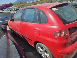 SEAT IBIZA (6L1) foto 3