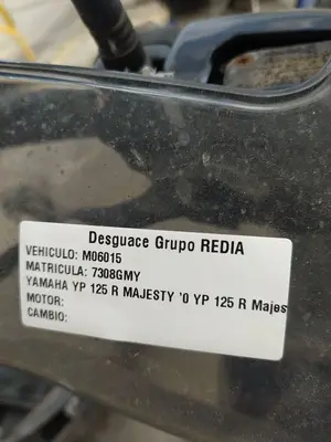 YAMAHA YP 125 R MAJESTY foto 2