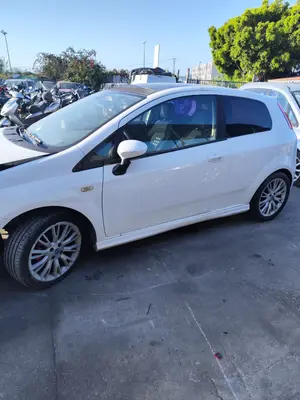 FIAT GRANDE PUNTO (199) foto 6