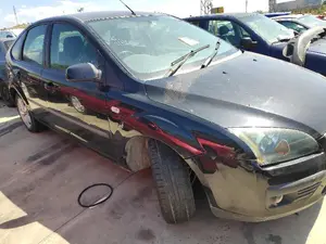 FORD FOCUS BERLINA (CAP) foto 3