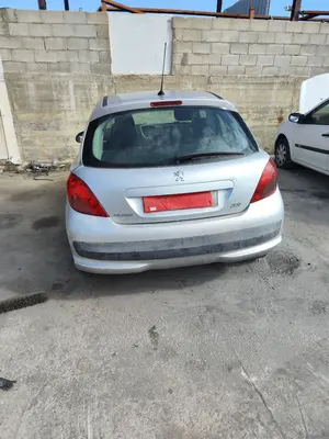 PEUGEOT 207 foto 5