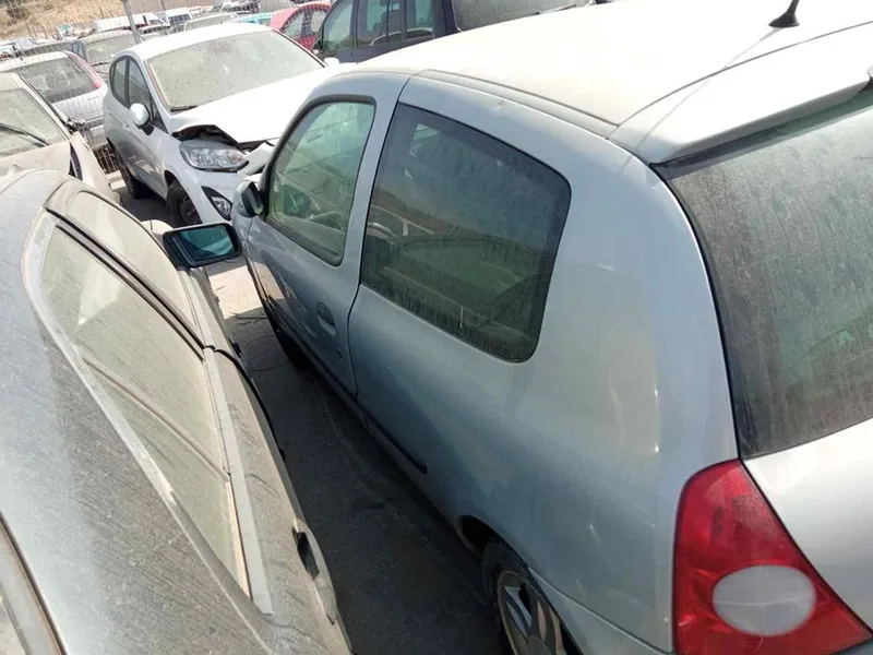 RENAULT CLIO II FASE II (B/CB0)