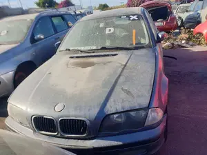 BMW SERIE 3 BERLINA (E46) foto 1