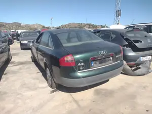 AUDI A6 BERLINA (C4) foto 6