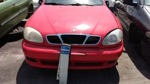 DAEWOO LANOS foto 1