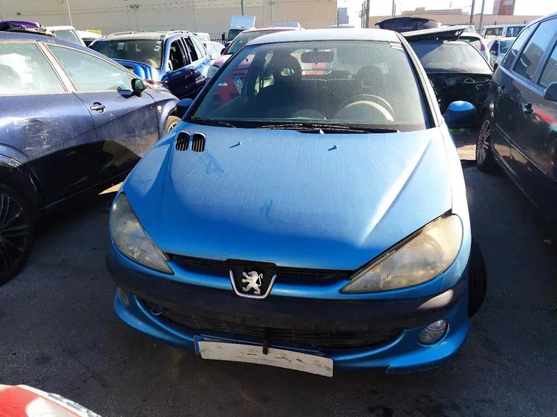 PEUGEOT 206