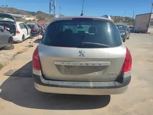 PEUGEOT 308 foto 2