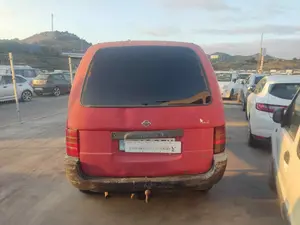 NISSAN SERENA (C23M) foto 3