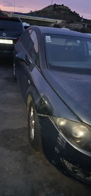 SEAT LEON (1P1) foto 3