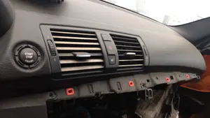 BMW SERIE 1 BERLINA (E81/E87) foto 24