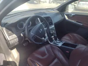 VOLVO XC60 foto 6