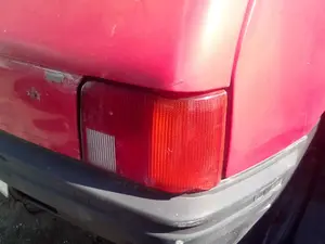 PEUGEOT 205 BERLINA foto 7