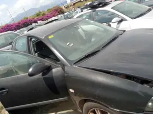 SEAT CORDOBA BERLINA (6L2) foto 3