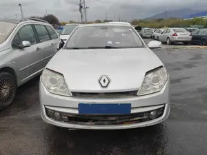 RENAULT LAGUNA III BERLINA foto 1